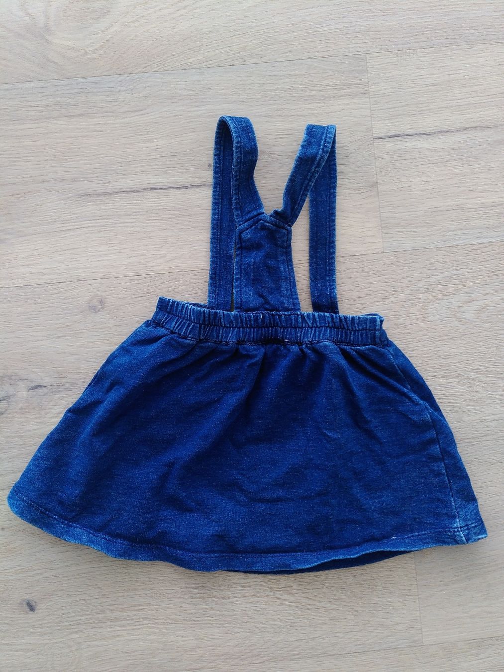 Vestiti & Gonne: Trägerkleid - Grösse 74  – Usato da Penthaz venduto da ann_l7zt 1