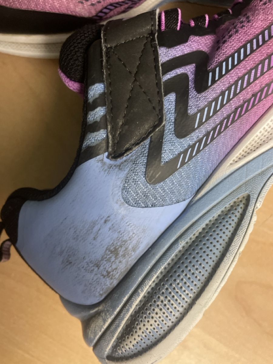Skechers Scarpe per ragazze: Sketchers Turnschuhe Gr. 34 – Usato da Obergerlafingen venduto da cabo4 3