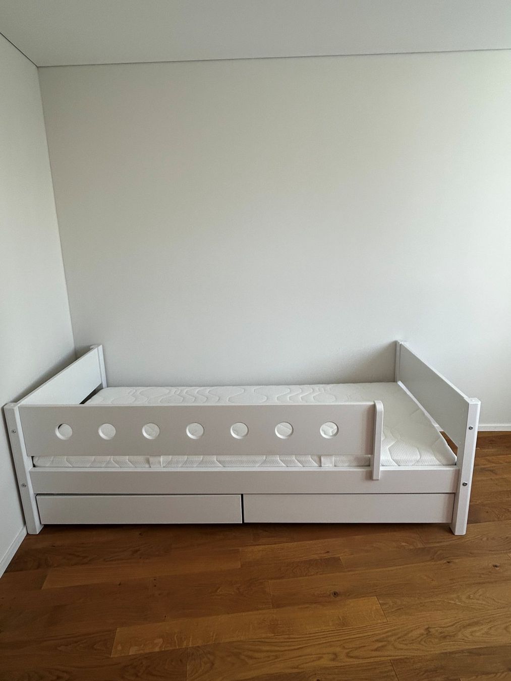 Flexa Letti: Kinderbett Flexa White – Nuovo (secondo la descrizione) da Bettingen venduto da Dellirius