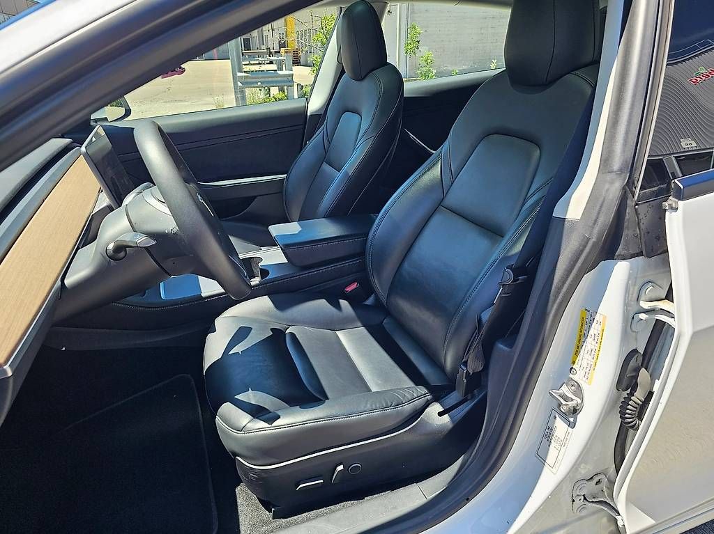 Tesla Autos: Tesla  Model 3 Perfomance – D'occasion à Weiningen ZH par Plexmaker 1