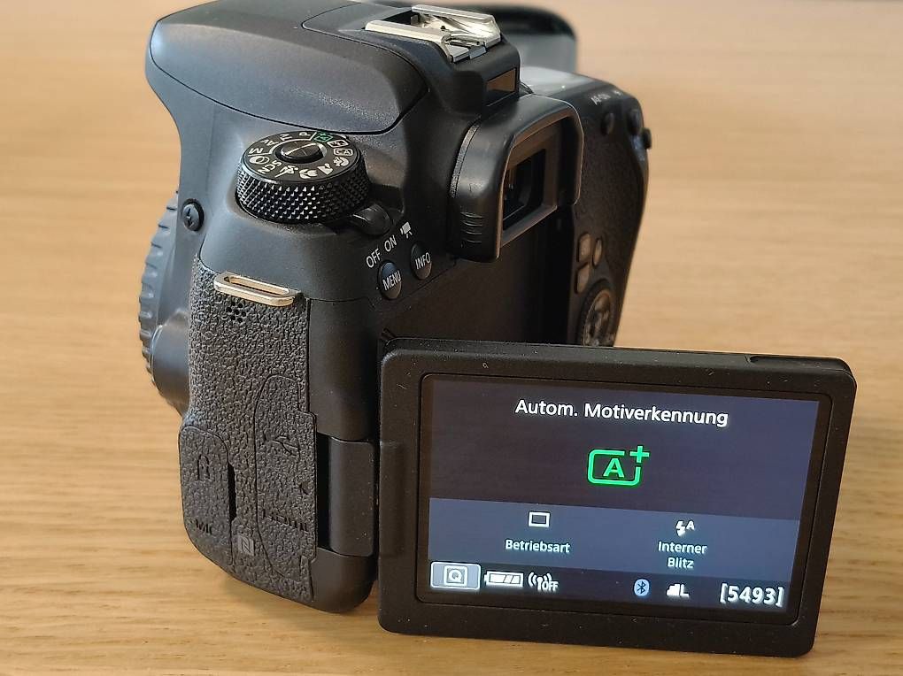 Canon Fotocamera: Canon EOS 77D - Top Zustand – Usato da Zürich venduto da DonBodo 1