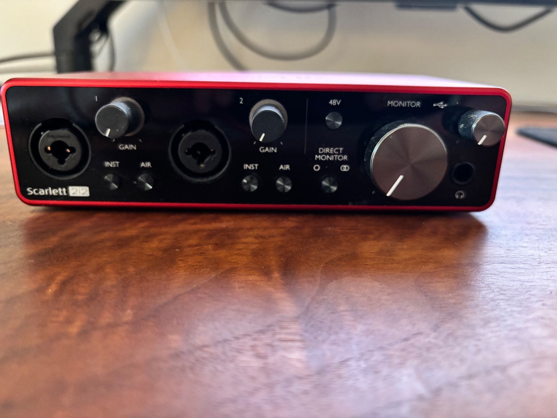 Focusrite Equipement studio: Focusrite Scarlett 2i2 – D'occasion à Bern par val_nz9b 2