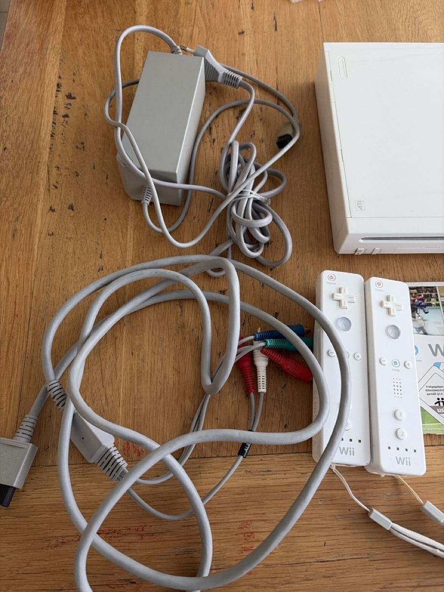 Nintendo Console: Console Nintendo Wii – Usato da Echallens venduto da JAR69 3