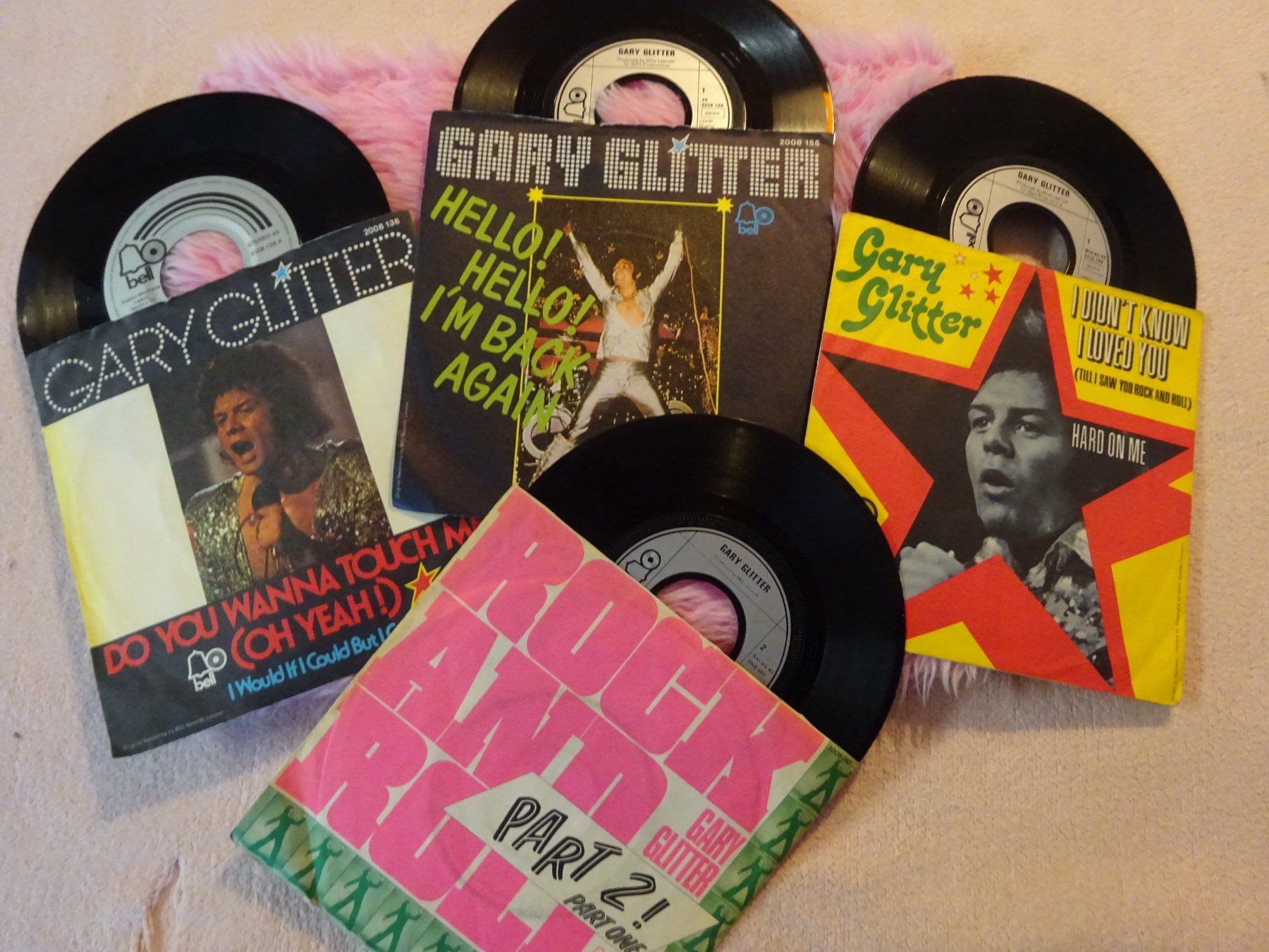 Dischi in vinile: GARY GLITTER ** 4 SINGLES ** GLAM ROCK TOTAL – Usato da Luzern venduto da xrayspex99