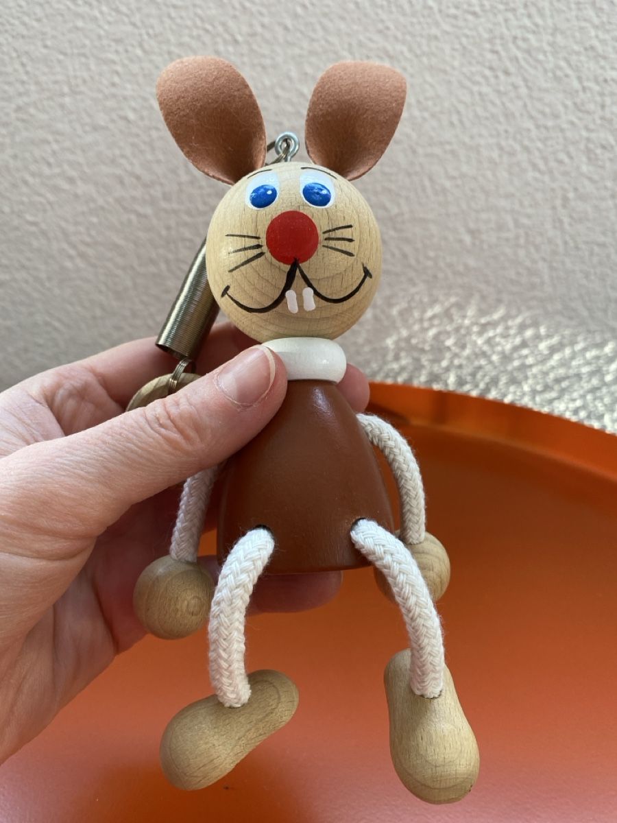 Spielzeuge: Hase Schwingfiguren Holz zum Aufhängen oder Aufstellen – Neu (gemäss Beschreibung) aus Seuzach von freiheiten 2