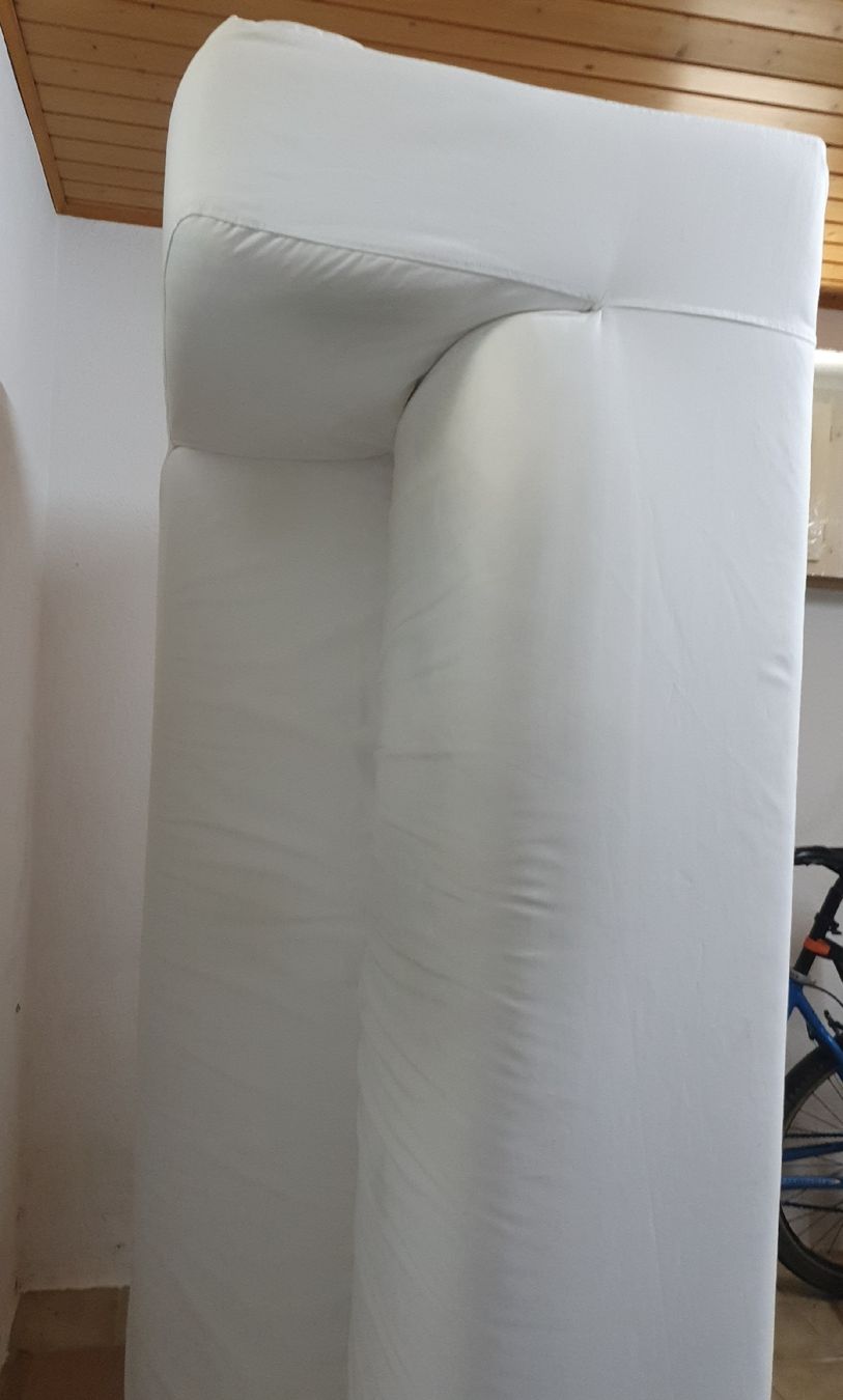 Ikea Divani: IKEA KLIPPAN Sofa (180 cm, weiss) – Usato da Uster venduto da Shadowknight