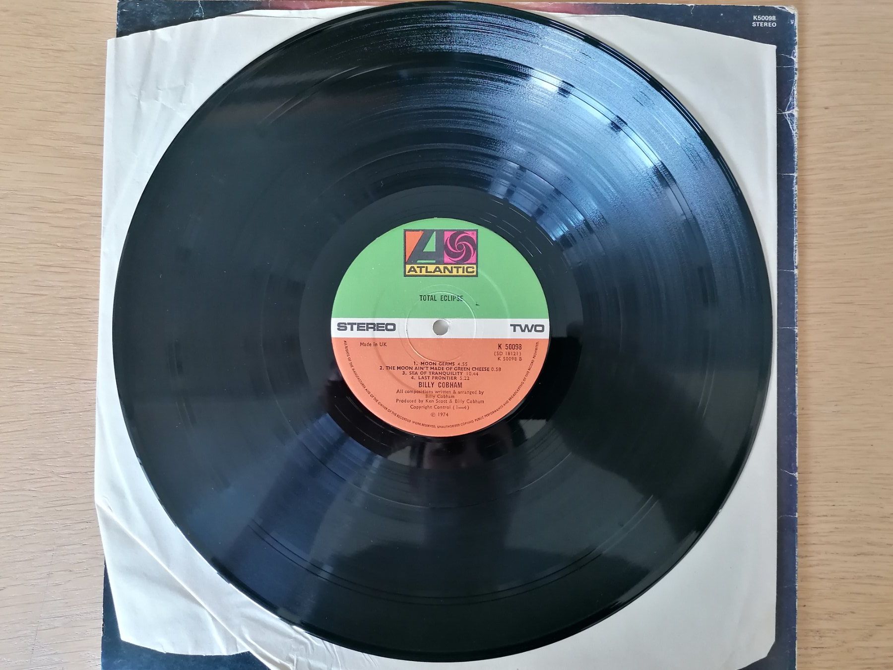Dischi in vinile: Billy Cobham - Total Eclipse, Atlantic Records, 1974 – Usato da Beinwil am See venduto da Funkthesizer 3