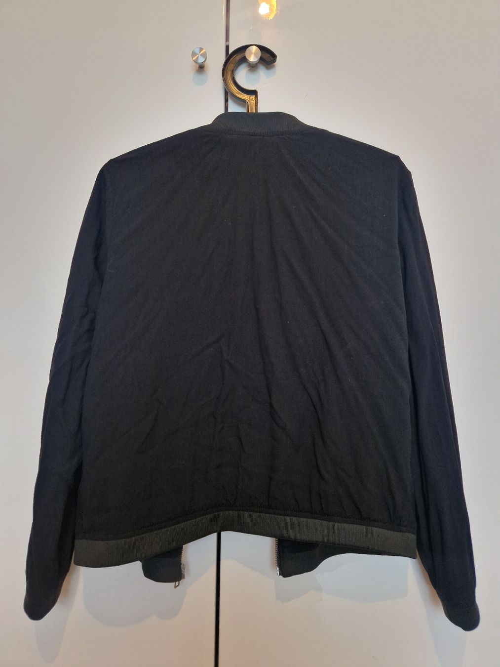 Only Giacche: ONLY Jacke Bomberjacke schwarz Gr. 38 – Usato da Reinach BL venduto da Tinkerbelly27 4