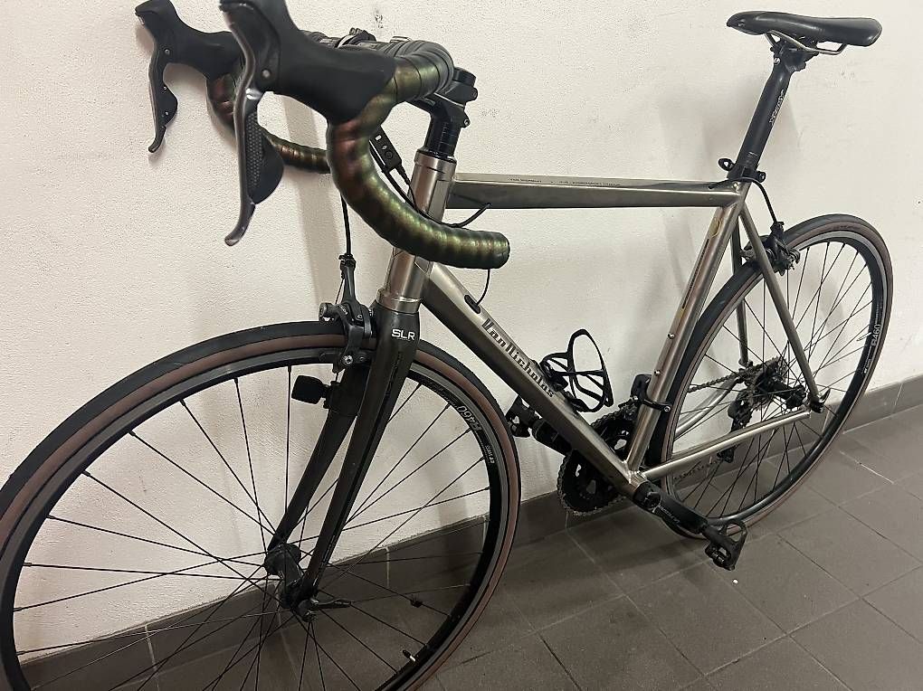 Biciclette: Vélo de Course en Titane Di2 – Usato da Versoix venduto da sad_2cl8