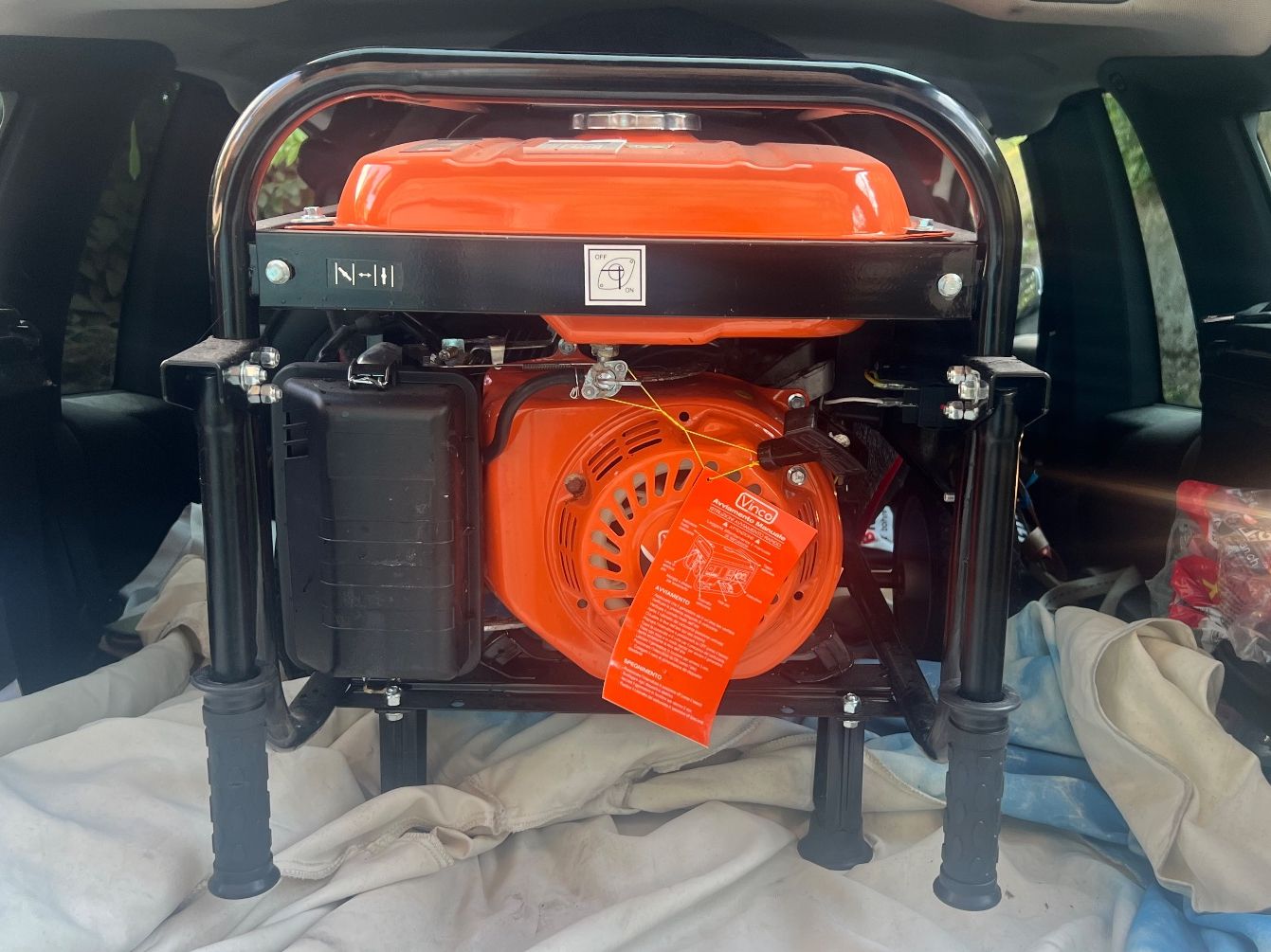 Generatori di corrente: Generator 2500 neu Benzin – Nuovo (secondo la descrizione) da Waltalingen venduto da sam092 4