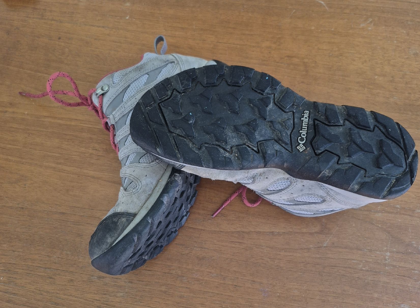 Columbia Scarpe da donna: Columbia Wanderschuhe, Grösse 40 – Usato da Schmitten FR venduto da KaDa81 5