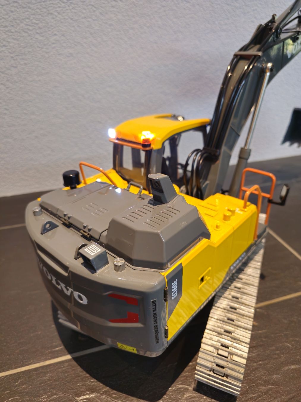RC Kits de montage: Volvo EC160e RC Bagger – D'occasion à Staad SG par jasminekrecht 4