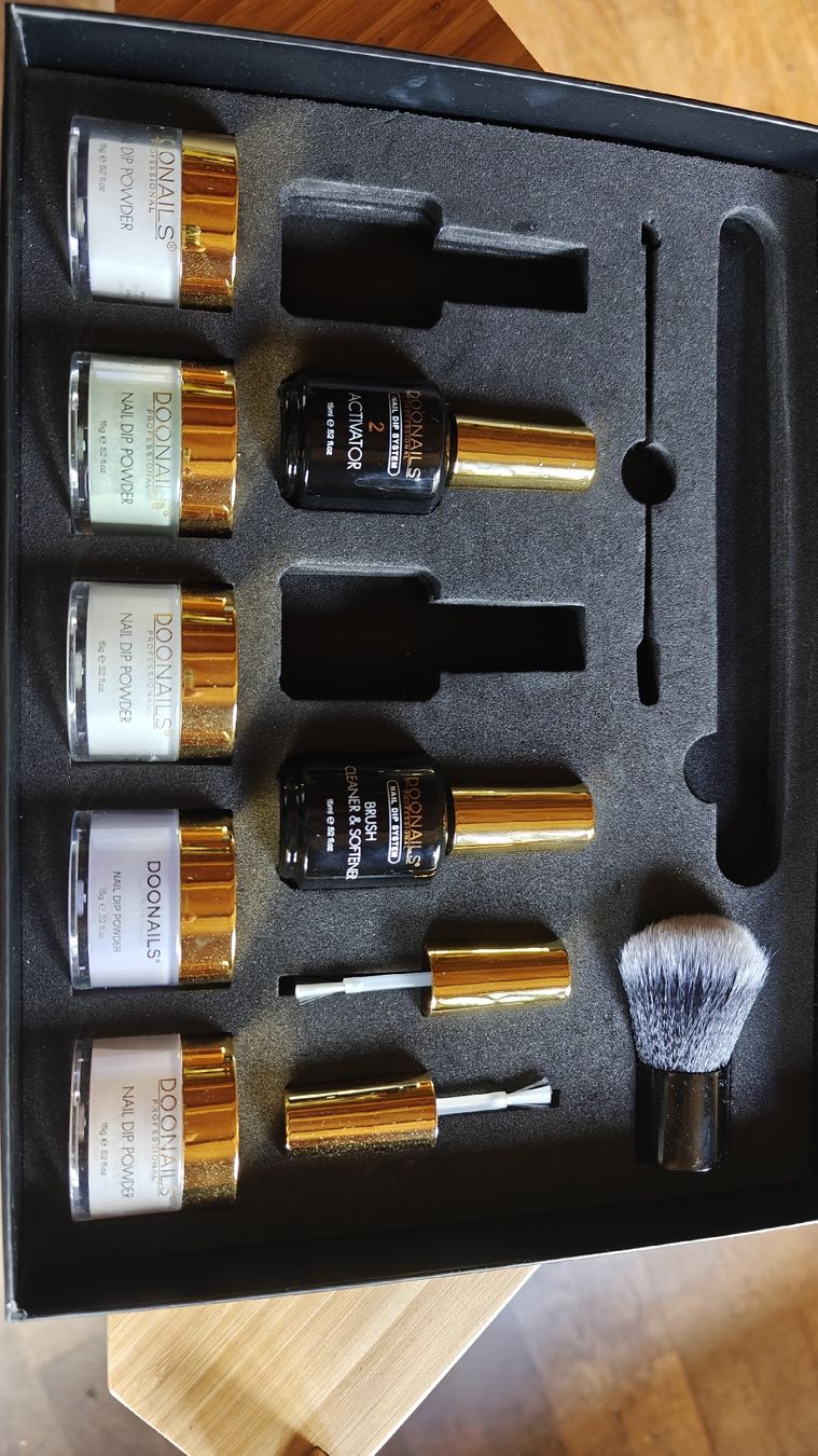 Unghie finte: DOONAILS Dipping Powder Kit Professional – Usato da Rüedisbach venduto da Wuethis-Fb1212