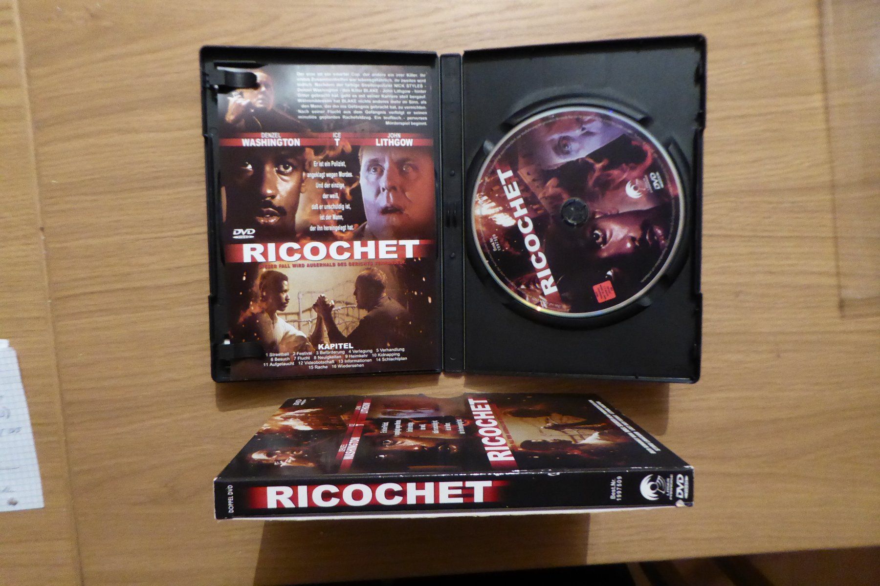 Tutti i DVDs: DVD Ricochet Denzel Washington Ice-T John Lithgow – Usato da Allschwil venduto da Summelsarium 3