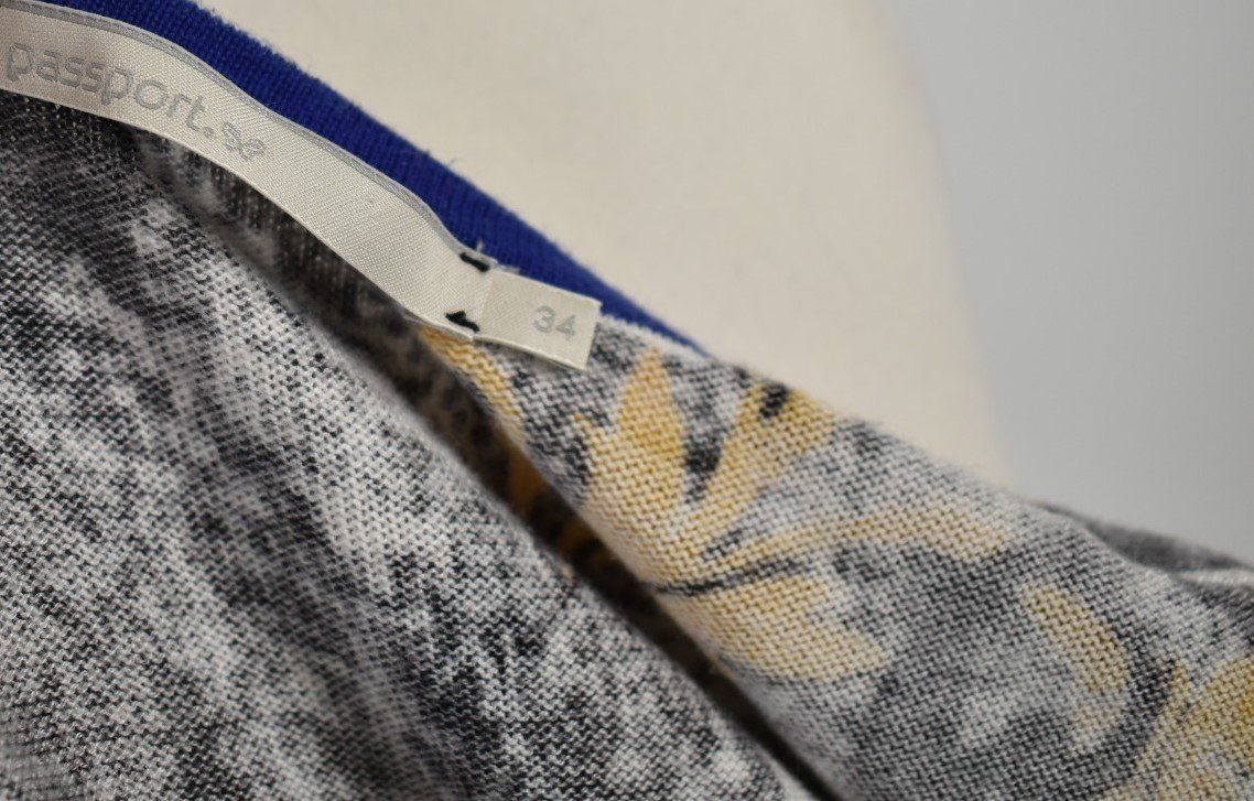 Giacche: Passport Strickjacke Gr.34 – Usato da Nürensdorf venduto da 2ND_STORY 4