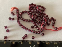 1 rang perles Grenat rondes 4 mm / Granat