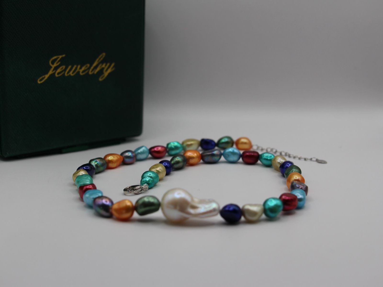 Catenine: **NEU** Damen Halskette aus Süsswasser Perlen – Nuovo e nell'imballaggio originale da Luzern venduto da jul_bn7b