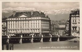 Genf (GE) – Hôtel des Bergues und Rhonebrücke