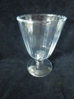 Glas Vase oder Kelch