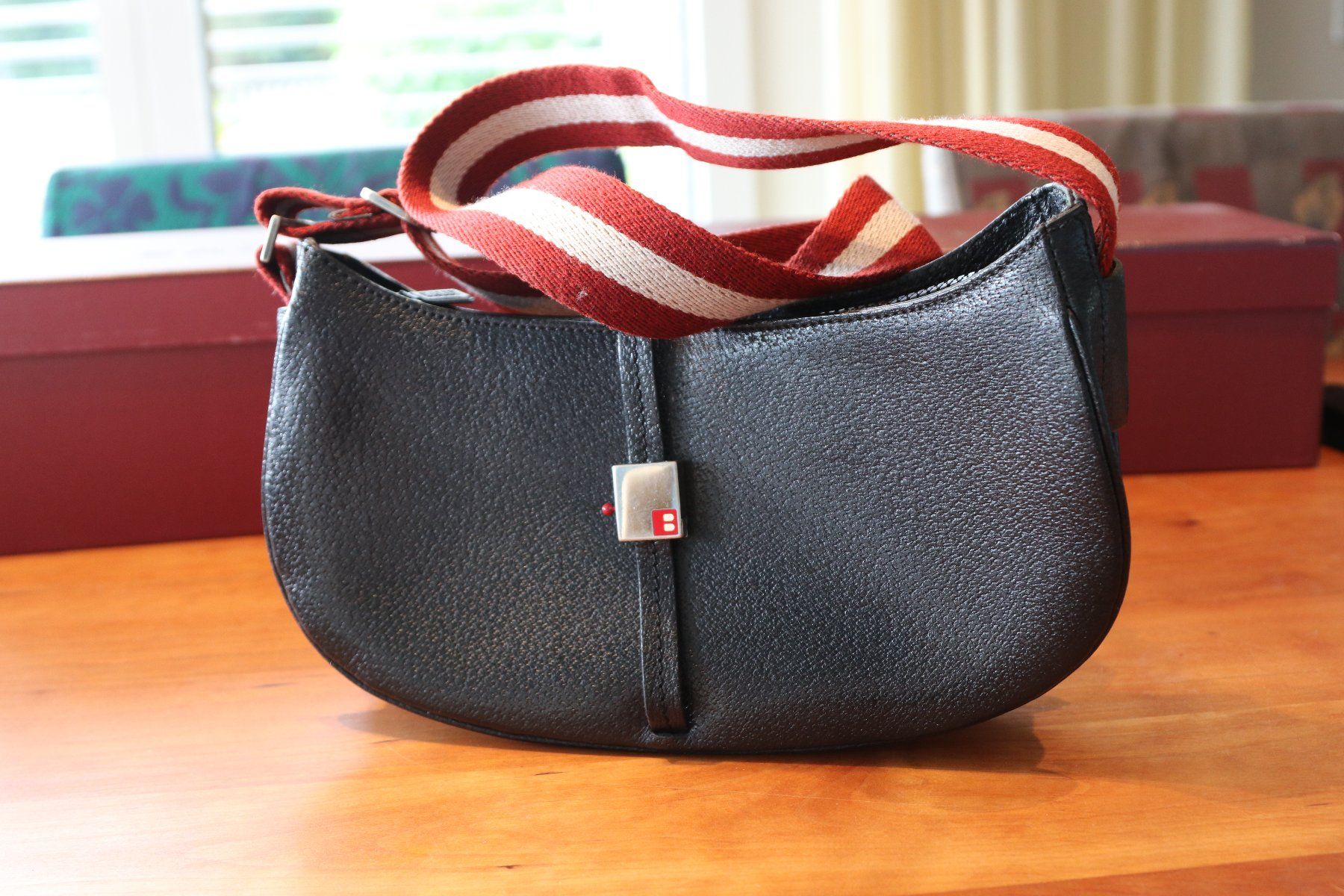 Bally Sacs femmes: Bally Handtasche – D'occasion à Dörflingen par kaiaMalou 2