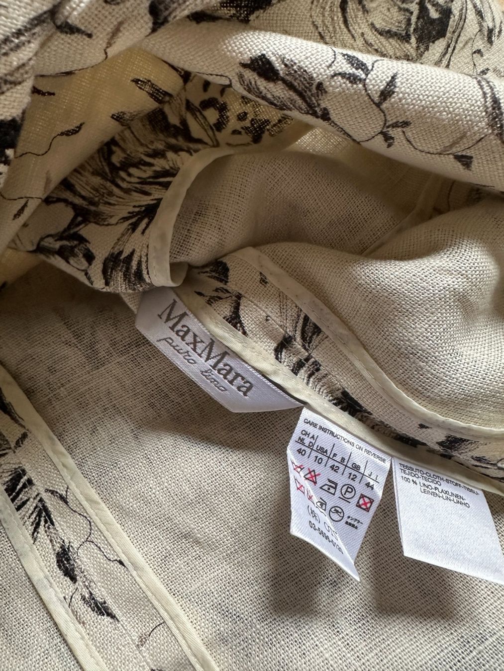 Max Mara Giacche: MAX MARA - Leinen Kurzblazer offweiss-schwarz 40 – Usato da Zürich venduto da Diazaio 3