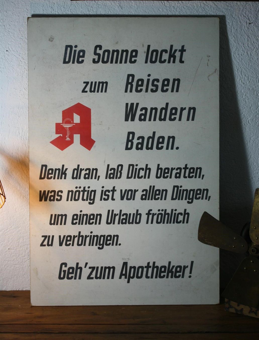 Insegne: Holzpappschild "Apotheke" – Usato da Birrwil venduto da brandschatz_birrwil 1