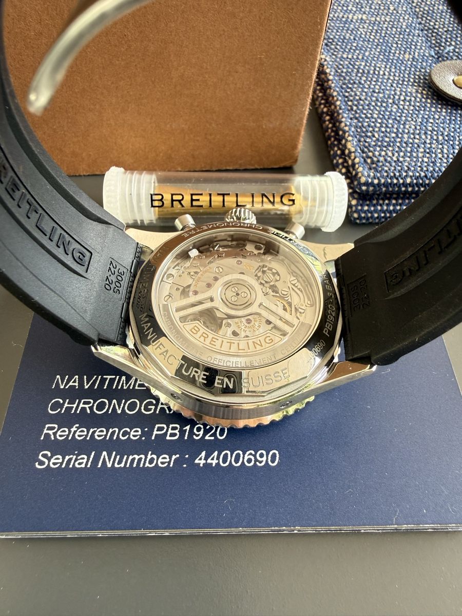 Breitling Orologi: Montre Breitling Navitimer B19 bracelet rouleau original – Nuovo (secondo la descrizione) da Fleurier venduto da salar 8