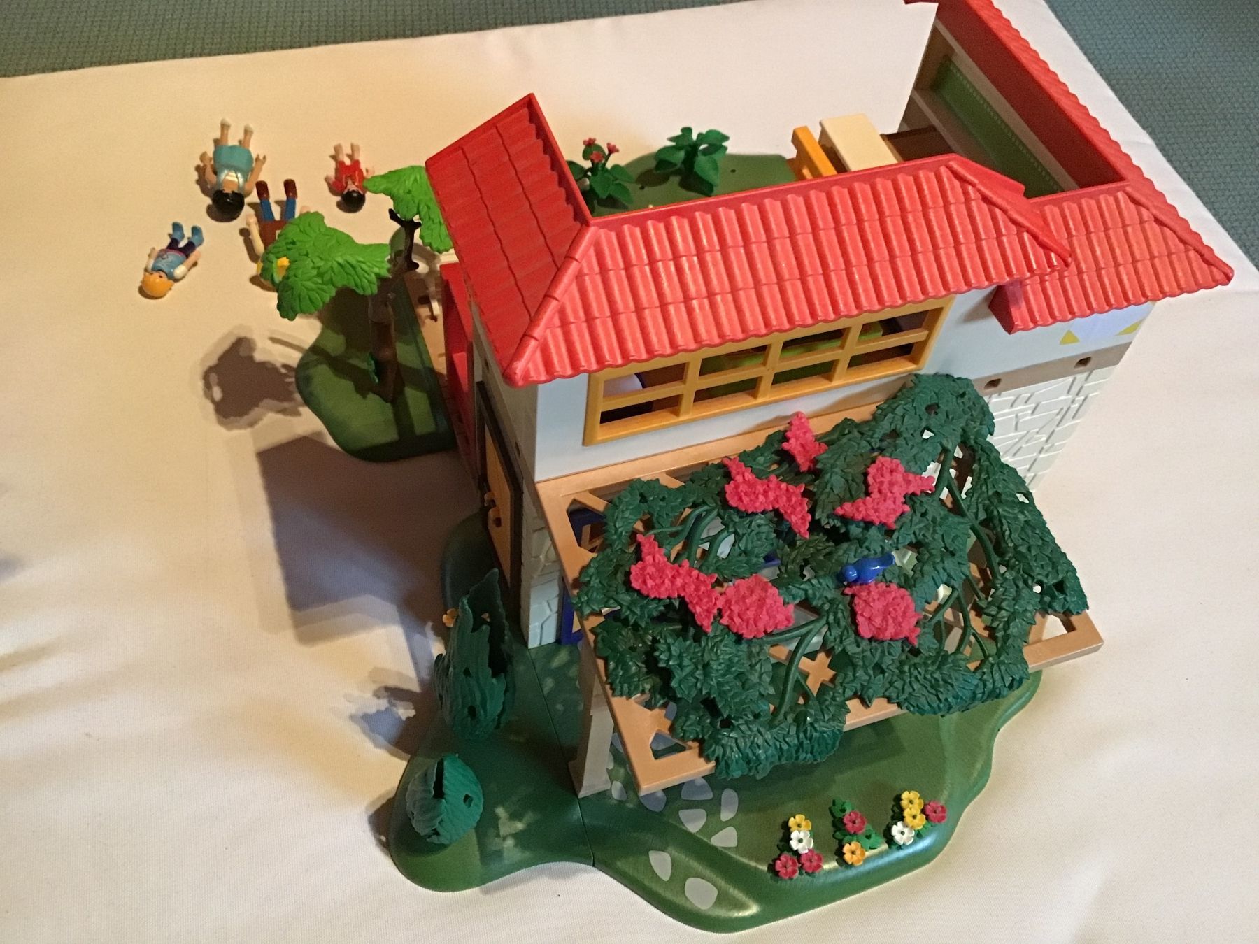 Playmobil Giocattoli: Playmobil Ferienhaus mit Garten – Usato da Rüti ZH venduto da Wernika1 1