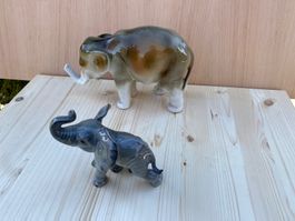 2 schöne Porzellan Elefanten / Royal Dux und Goebel