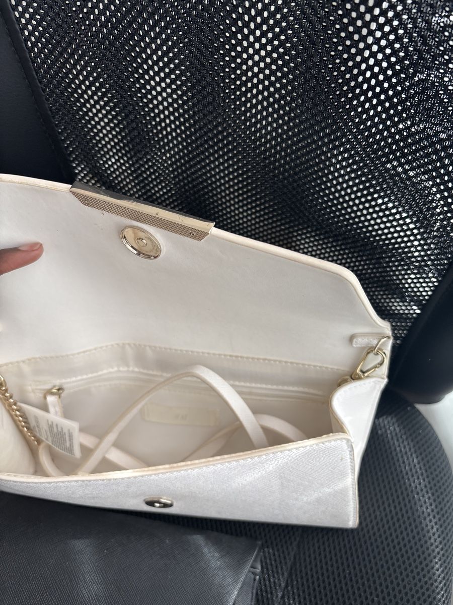 Borse da donna: Pochette – Usato da Lausanne venduto da Mbama23 1