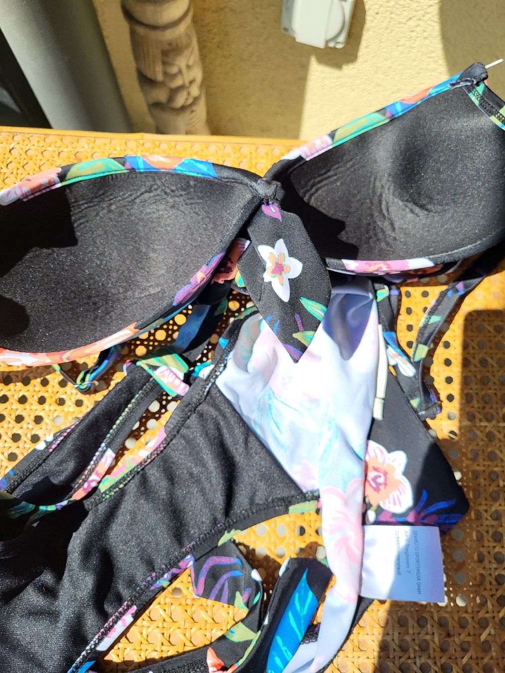 Costumi da bagno & Bikini: Bikini schwarz Blumenmuster Grösse 42 neu mit Etikett – Usato da Zürich venduto da Lizi7 2