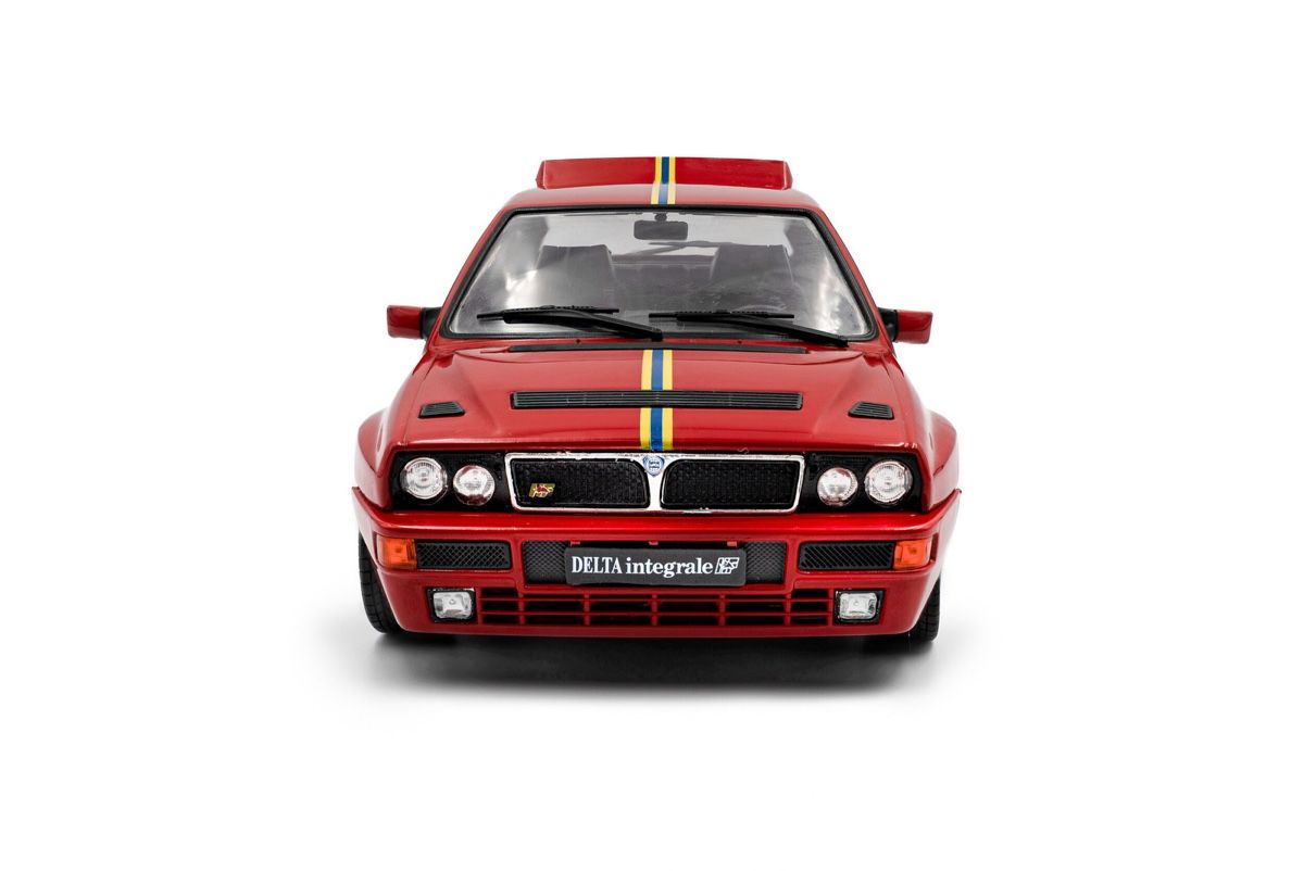 Lancia Modellini d'auto: LANCIA DELTA HF INTEGRALE 1995 MASSSTAB 1:18 – Nuovo e nell'imballaggio originale da Erlenbach im Simmental venduto da Model_box 1
