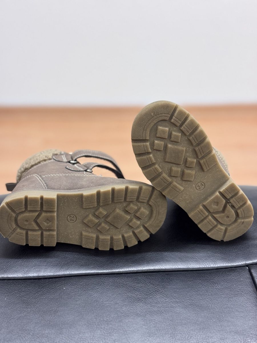 Scarpe per ragazzi: Winterschuhe Gr. 24 Vty – Usato da Ostermundigen venduto da Vangiolillo 2