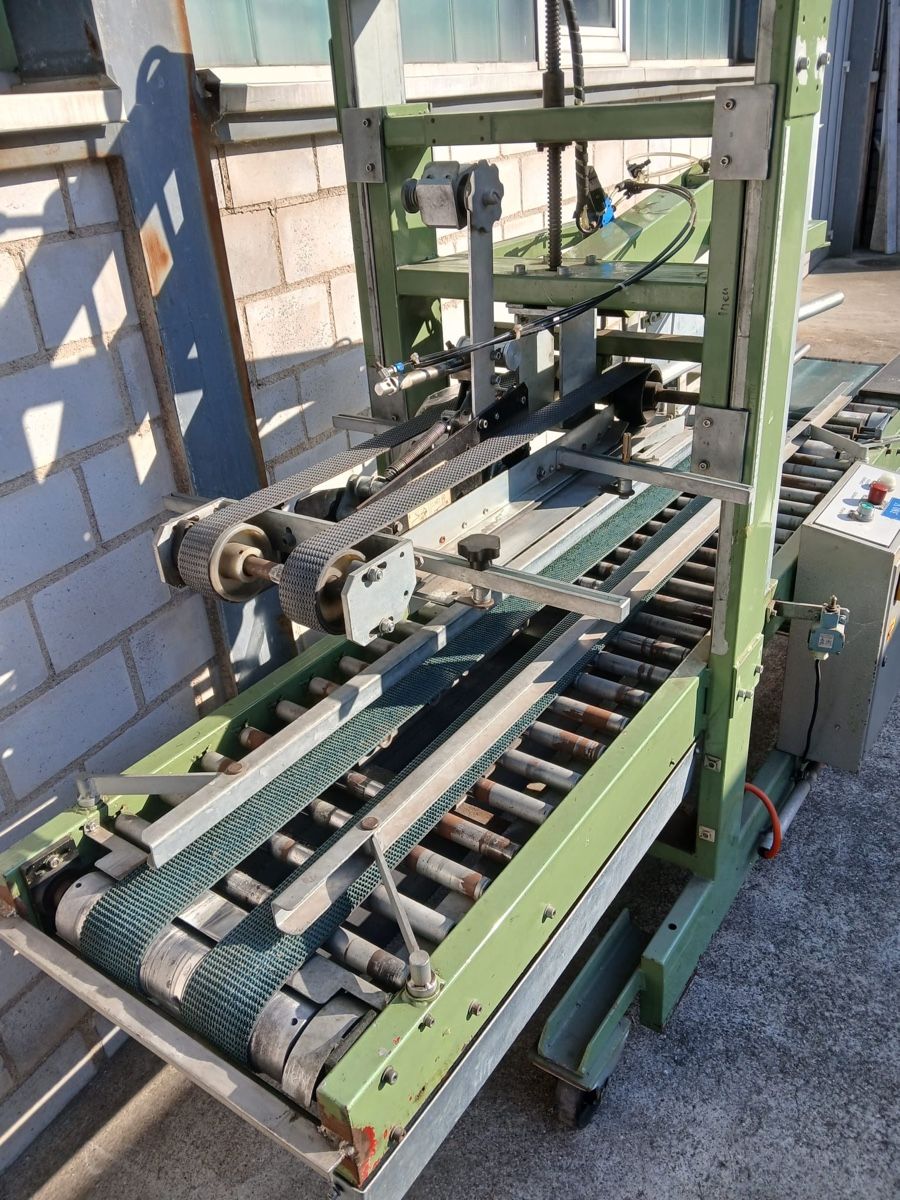 Toutes les machines: Kartonverschliessmaschine – D'occasion à Liestal par pavel58 1