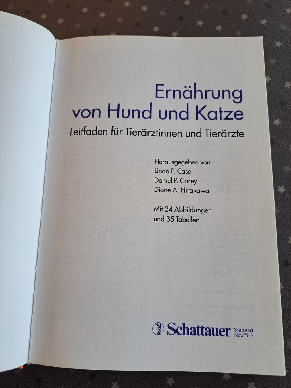 Libri: Ernährung von Hund und Katze – Nuovo (secondo la descrizione) da Ulisbach venduto da Duna5 1