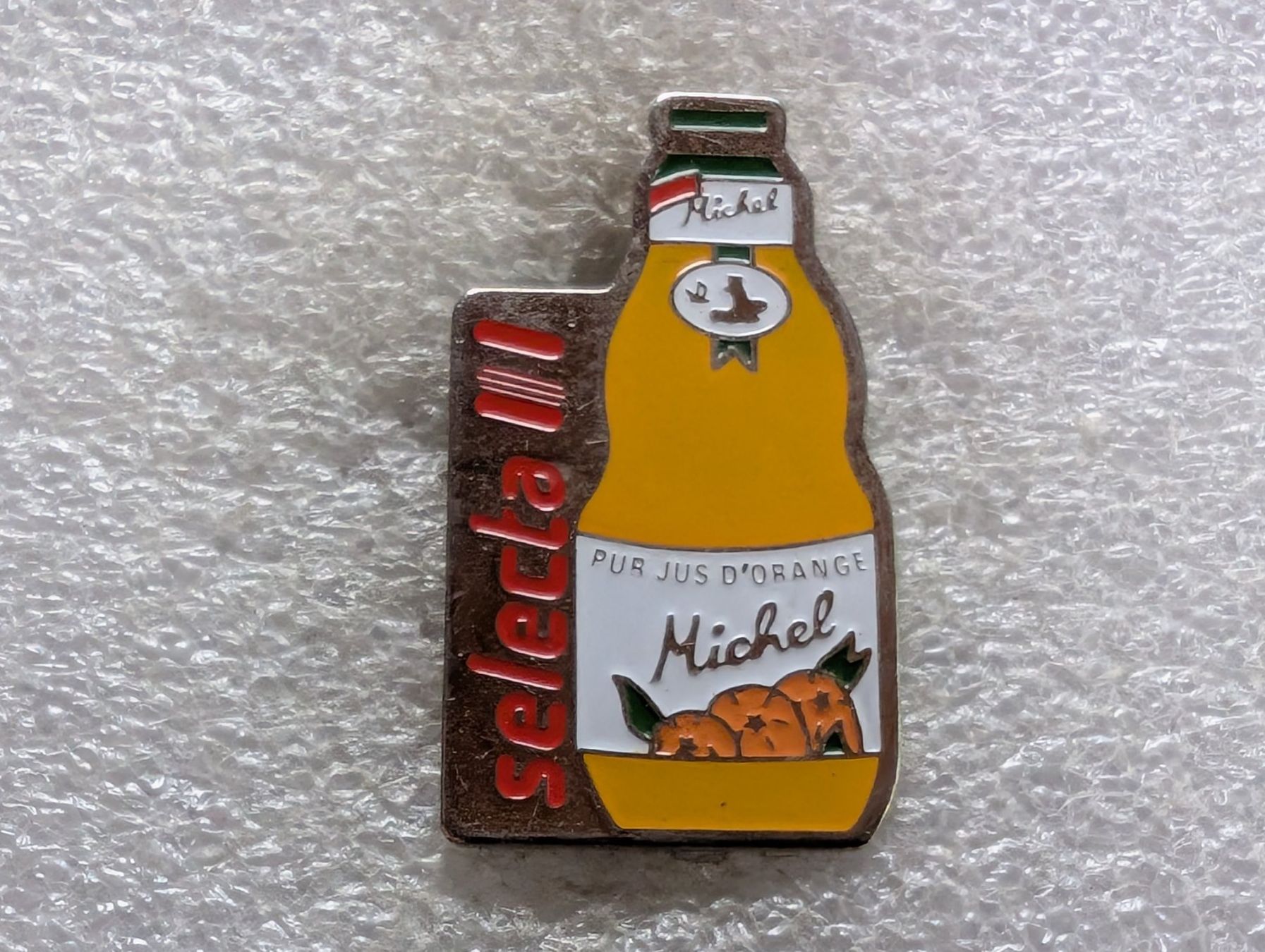 Placchette & Badge: Ansteckpin 219: Selecta – Usato da Oppligen venduto da Pin-Fall-Shop