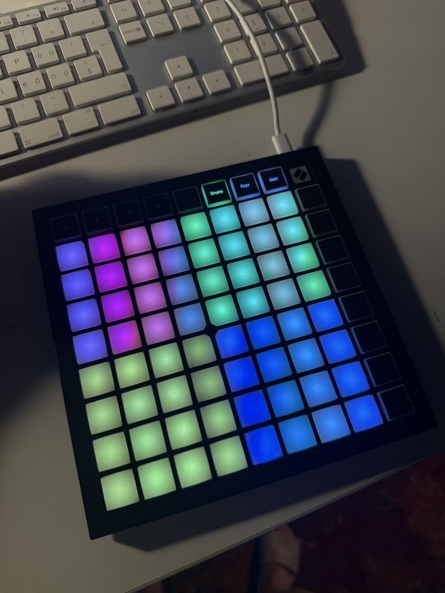 Novation Mischpulte: Novation Launchpad Mini MK3 MIDI Controller – Gebraucht aus Zürich von jonathanschneider 3