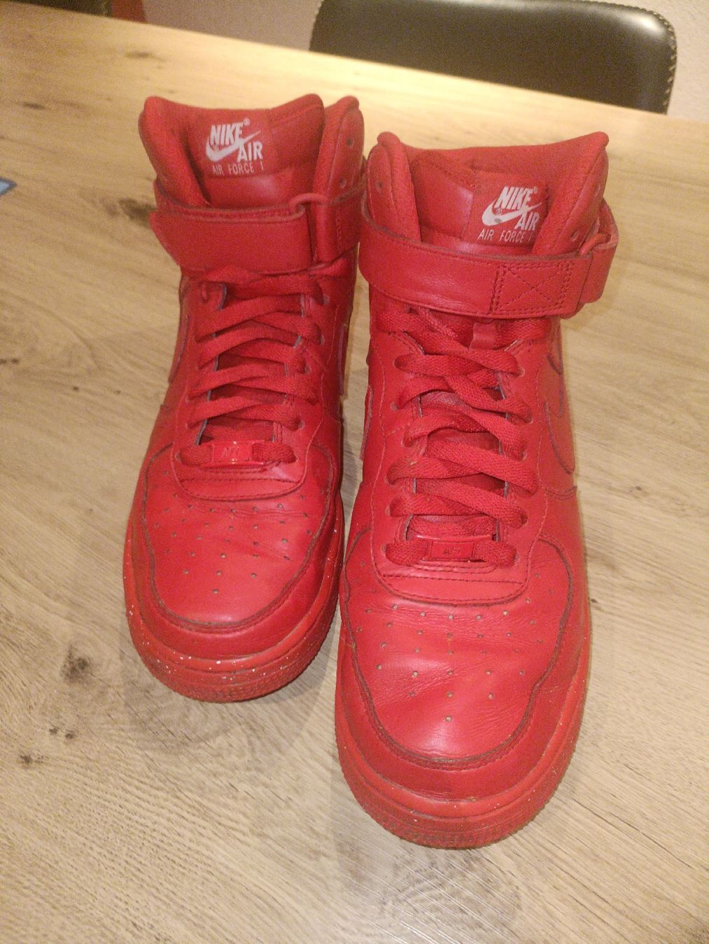 Nike Scarpe da uomo: Nike Air Force 1 High / Rot / Gr. 42.5 – Usato da Einsiedeln venduto da Real_11 1