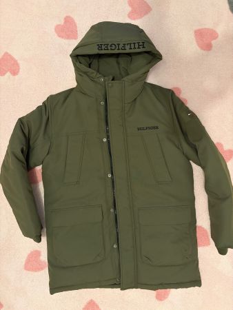 Winterjacke von Tommy Hilfiger, Farbe Olive, Top!