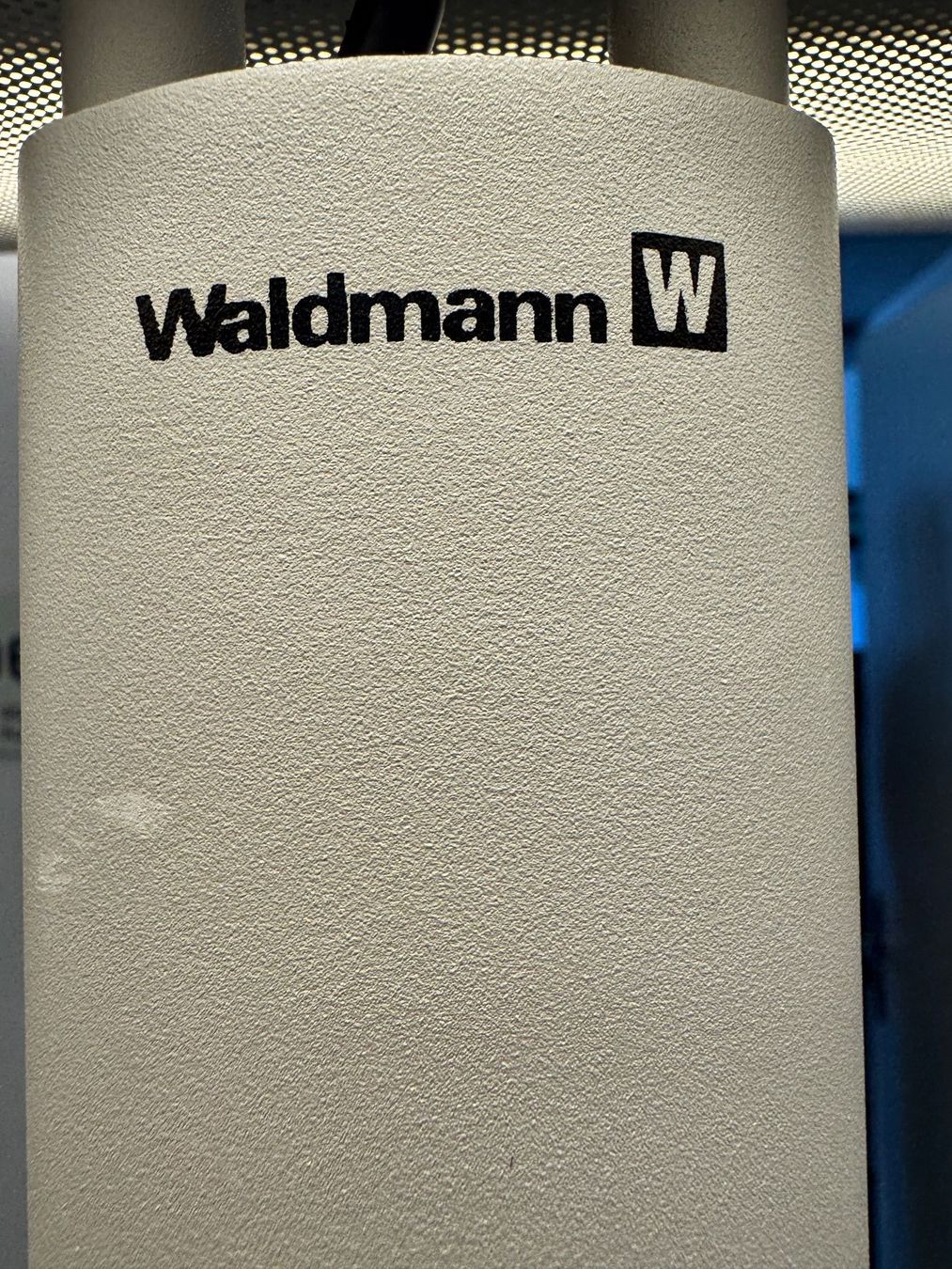 Lampade: Stehleuchte Waldmann – Usato da Rain venduto da Sirwolf8 3