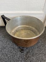 Kupfertopf  mit Griff und Stossfuss Zustand gebraucht
