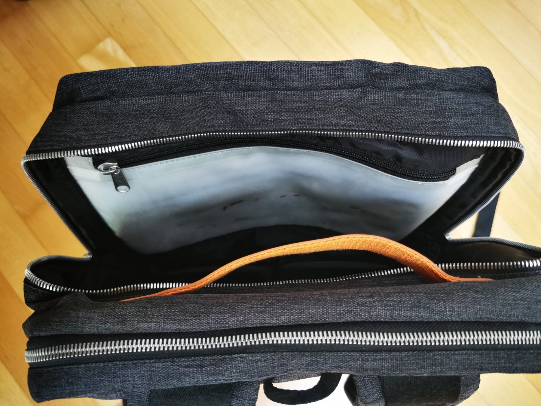 Nordace Zaini: Nordace Siena, Smart Rucksack – Usato da Winterthur venduto da Gian_Marco 8