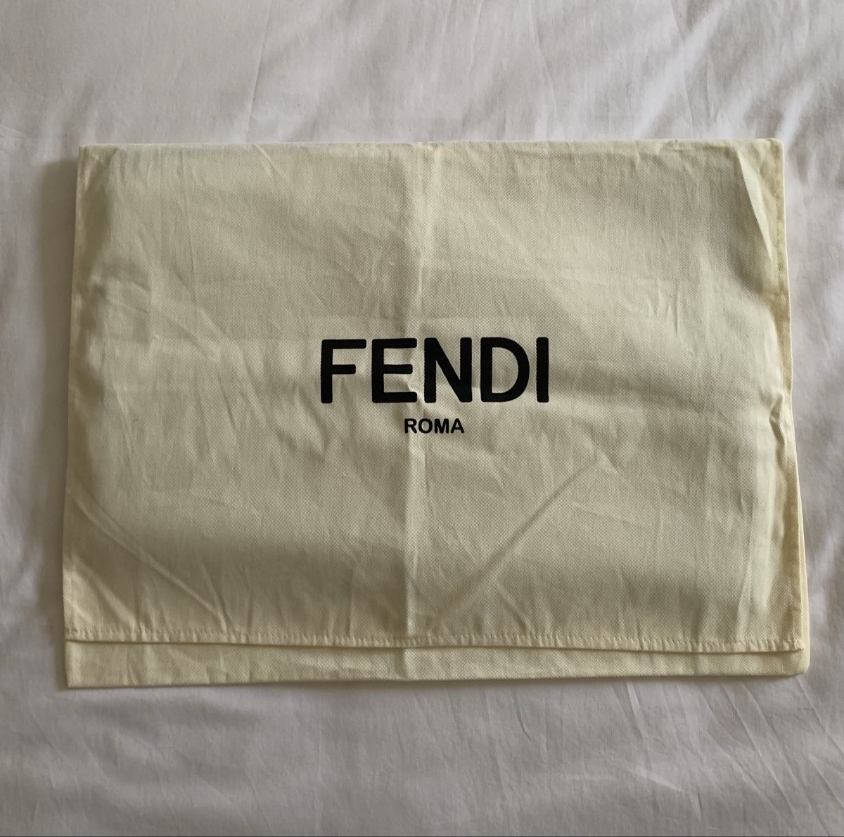 Fendi Foulard & Sciarpe: Écharpe Fendi neuve – Nuovo e nell'imballaggio originale da Gland venduto da TallyEva 3