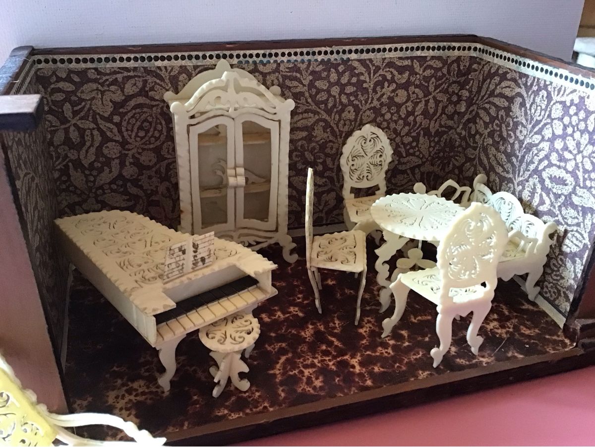 Giocattoli: Alte Mini Puppenstube – Usato da St. Gallen venduto da Goldlilly 1