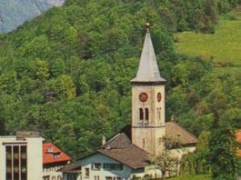 Quarten , Bildungs - und Erholungs - Zentrum , Kirche