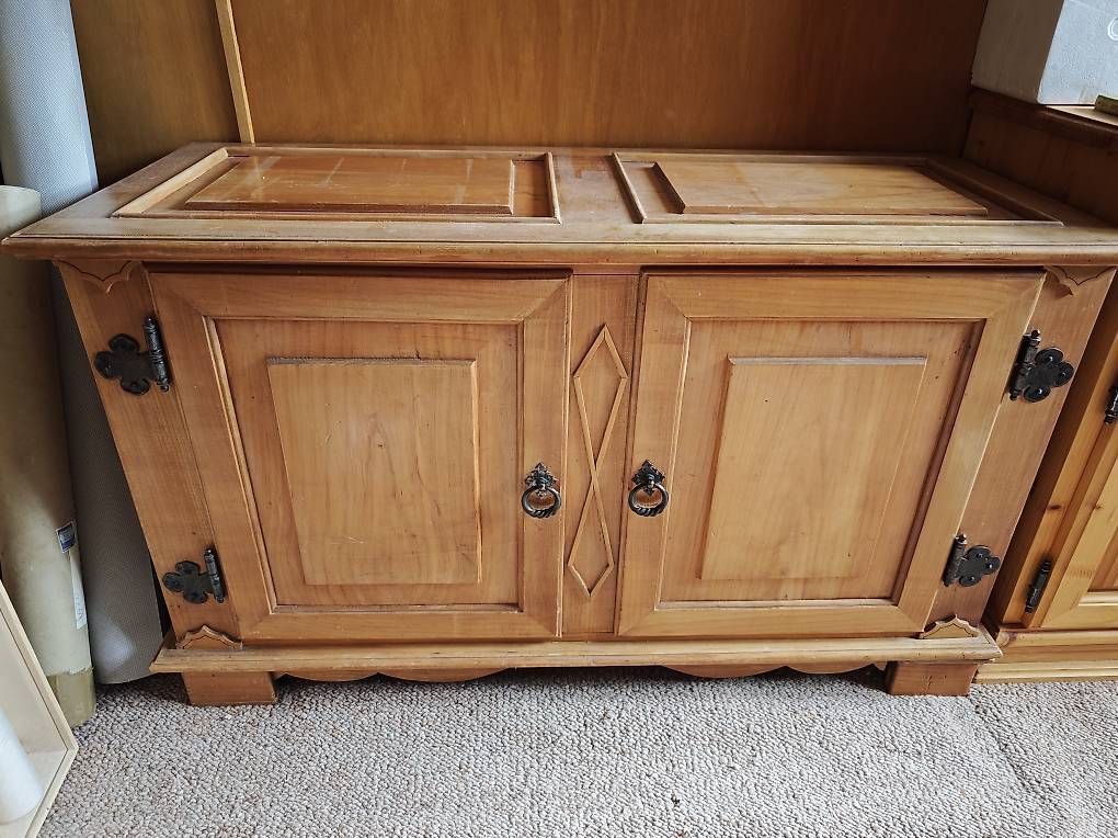 Commodes: Holzmöbel Holzkommode – D'occasion à Chur par cap_cj27