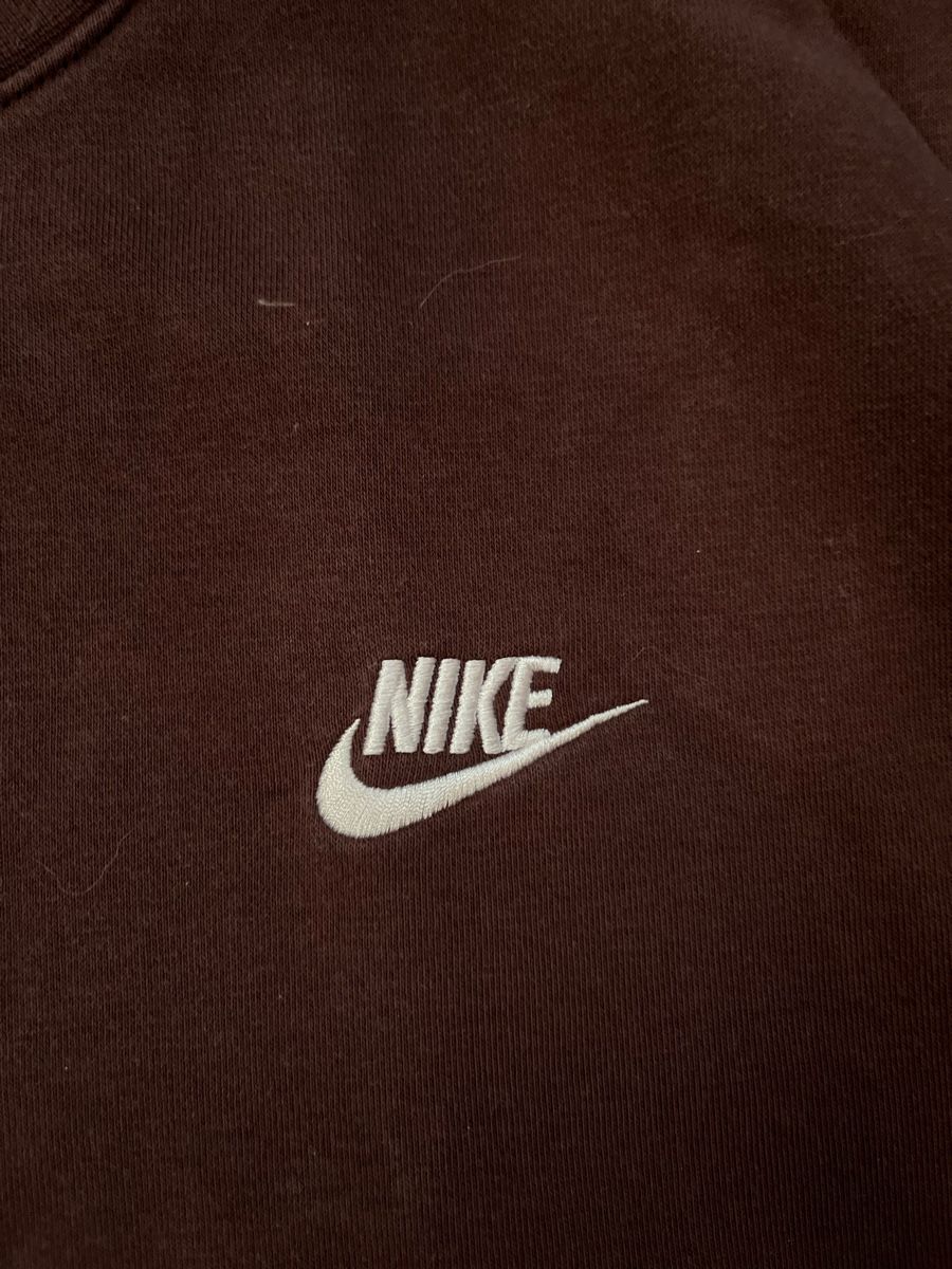 Nike Kleiderpakete: Ensemble Nike marron taille M - Idéal pour l'hiver – Gebraucht aus Baulmes von resel_.tm 3