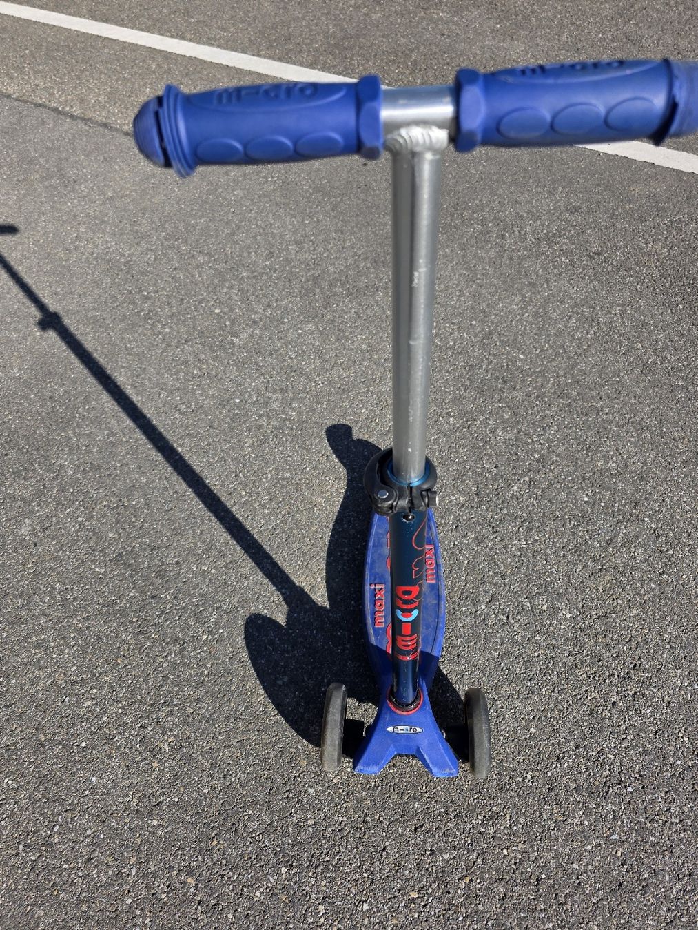 Micro Kickboard: Trottinett Micro Maxi – Usato da Bettlach venduto da nadley
