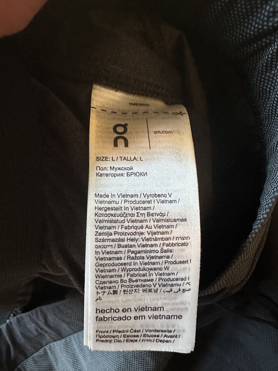 Pantaloni: On Running Lumos 3M Pant size L – Nuovo (secondo la descrizione) da Villars-Burquin venduto da Iliasso 2