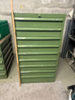 Schubladenschrank aus Metall grün gebraucht 9 sublade